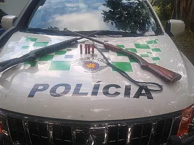 Equipe de Polícia Militar Ambiental prende procurado da justiça e apreende armas
