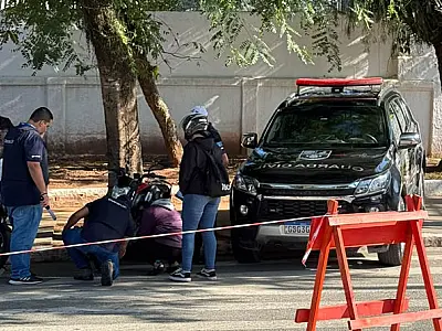 Operação Trânsito Seguro autua 16 motociclistas por ruído alto em Guarujá