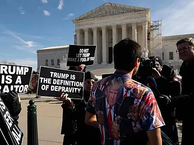 Americanos madrugam sob frio de 2º C por vaga em sessão sobre Trump na Suprema Corte