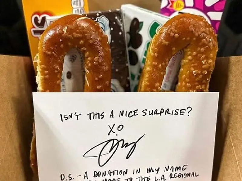 Ator de 'Barbie' surpreende ao mostrar lanche oferecido no Oscar 2024