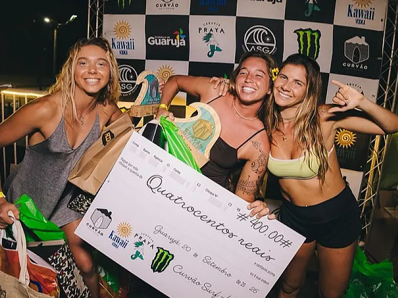 3ª edição do Curvão Surf House movimenta Praia da Enseada em Guarujá
