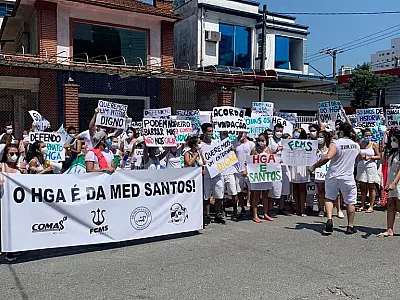 Alunos de Medicina protestam contra fim de convênio com o Hospital Guilherme Álvaro