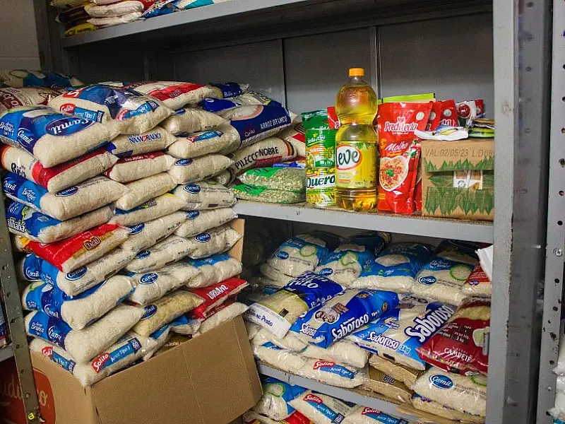 Fundo Social arrecada 3 toneladas de alimentos com troca de ingressos do show