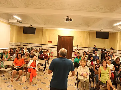Candidato da cidade de Santos se apresentam ao Conselho Municipal de Educação