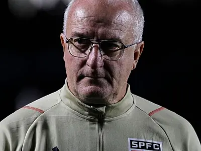 O que Dorival mudou no São Paulo em comparação com Ceni. Volta de Luan e jovem da base na lateral