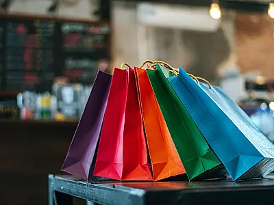 Lojas do Praiamar Shopping têm até 70% de desconto em produtos