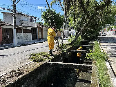 Em dia! Guarujá prossegue com cronograma de zeladoria em todo o Município