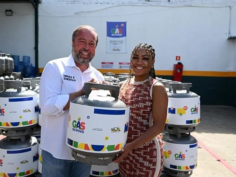Governo do Brasil inicia recarga gratuita de botijão para 1 milhão de famílias