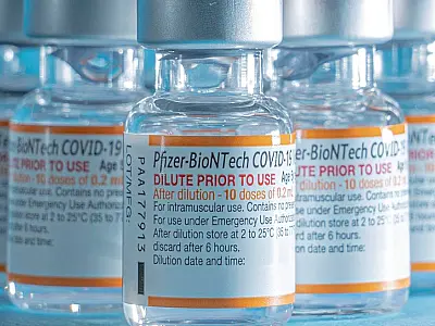 Reforço com Pfizer aumenta proteção em quem recebeu doses da CoronaVac
