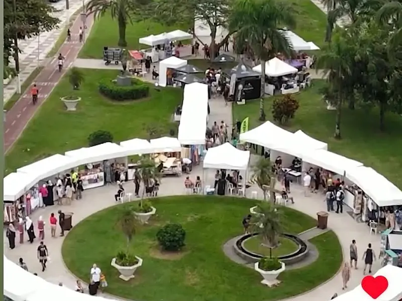 Mega Bazar Santos Verão Criativo acontece no fim de semana na praça do Aquário
