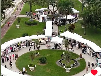 Mega Bazar Santos Verão Criativo acontece no fim de semana na praça do Aquário