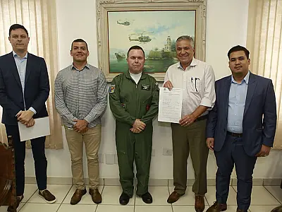 Prefeitura de Guarujá e Base Aérea renovam parceria do Programa Forças no Esporte
