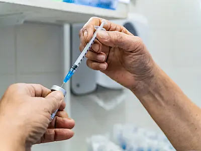 Prefeitura de Bertioga segue aplicando imunizante contra a Covid-19