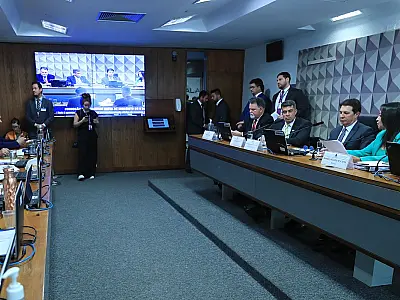 Advocacia do Senado diz que CPMI pode propor acordo de delação