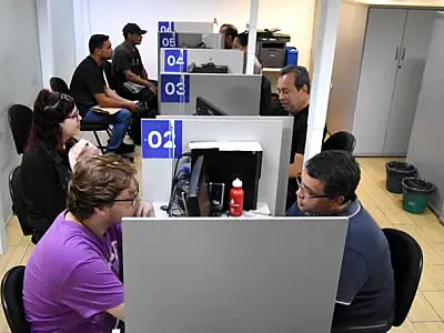 Vagas de emprego abertas para o mercado de beleza e estética no PAT de Praia Grande/SP
