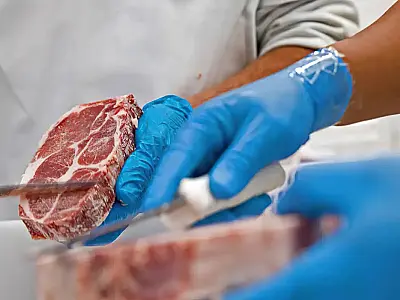 Empresas vão doar 2 milhões de quilos de carne ao RS, anuncia Lula