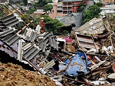 Aumenta para 104 o número de mortos por causa da enxurrada em Petrópolis