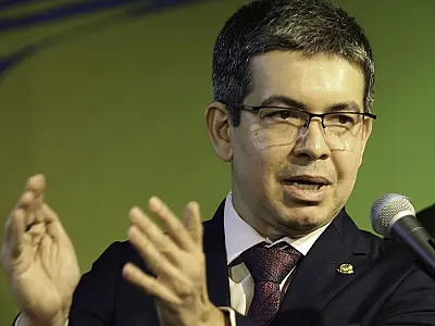 Líder diz que parlamentares que participaram de atos serão denunciados