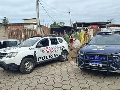 Prefeitura e PM apertam o cerco contra irregularidades em ferros-velhos na Vila Atlântica