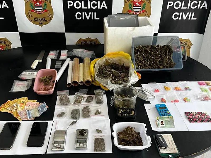 Homem que comercializava drogas utilizando veículos locados é preso