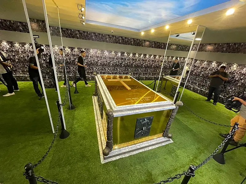 Mausoléu de Pelé: nova atração em homenagem ao Rei do Futebol em Santos