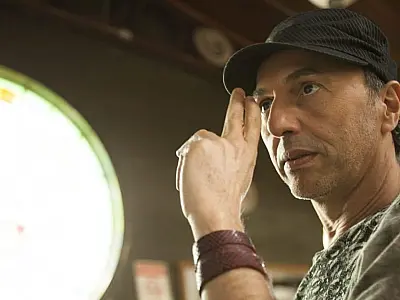 Zeca Baleiro se irrita ao ser questionado sobre Lei Rouanet em show
