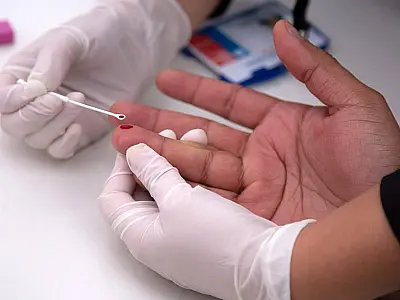 Unicef: maioria de jovens com HIV aprova acolhida em serviços de saúde