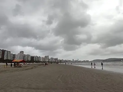 Frente fria com ventos de até 60km/h deve atingir a Baixada Santista nos próximos dias