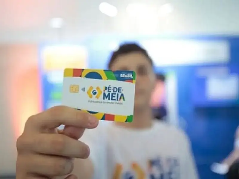 CAIXA inicia pagamento de nova parcela do Programa Pé-de-Meia