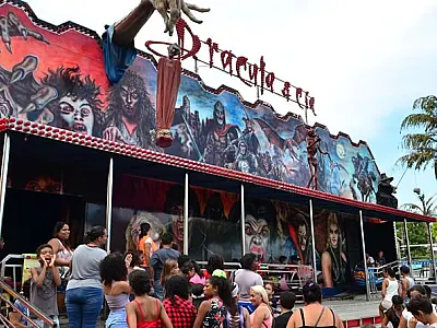 Mongaguá regulamenta funcionamento de parques de diversão na temporada