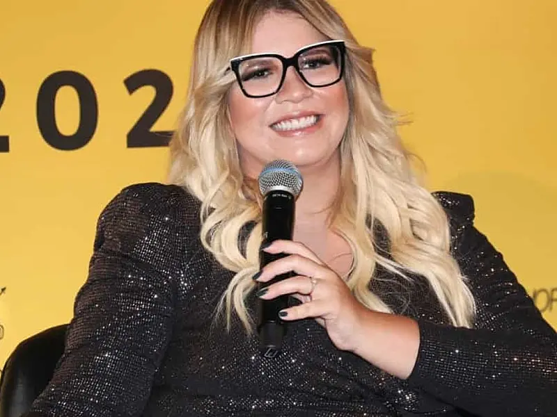 Marília Mendonça é a primeira brasileira a atingir 10 bilhões de streams no Spotify
