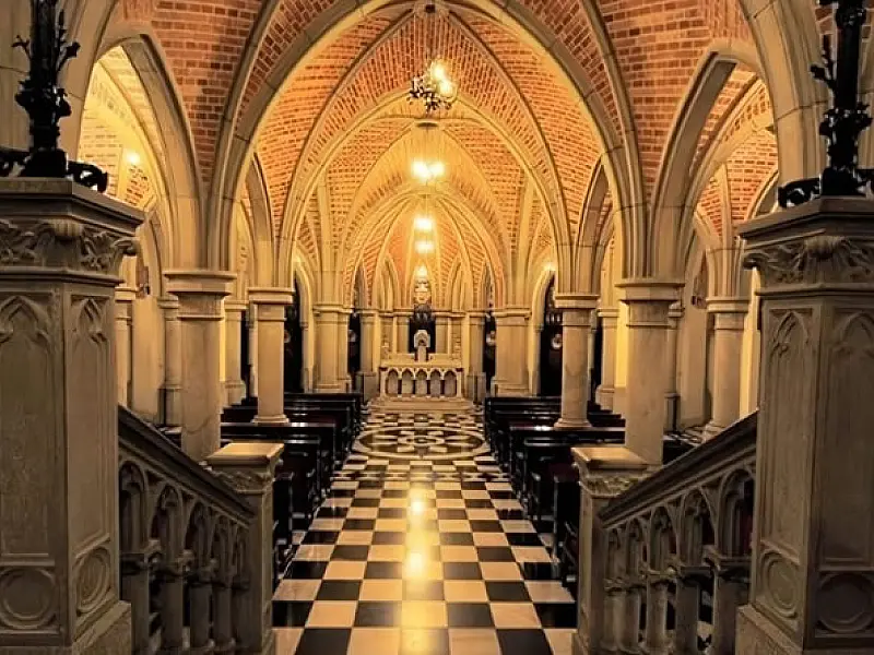 Bartolomeu de Gusmão, o padre voador, tem seus restos mortais na cripta da Catedral da Sé