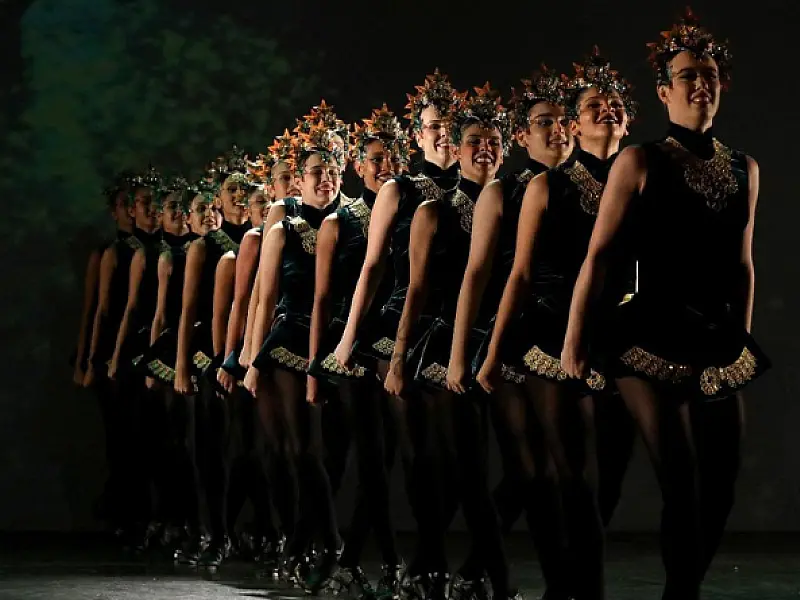 Cia Santista de Dança apresenta espetáculo que une arte, natureza e reflexão