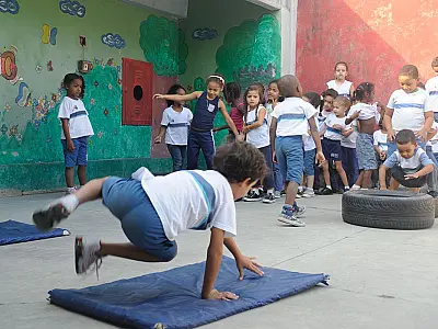Formação de professores é desafio no ensino fundamental, diz pesquisa