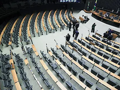 Câmara aprova cota para filmes brasileiros na TV paga