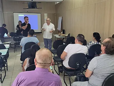 Profissionais passam por treinamento sobre cuidados contra doenças pulmonares