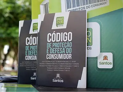 Procon Santos orienta e esclarece dúvidas de clientes e lojistas no Miramar Shopping