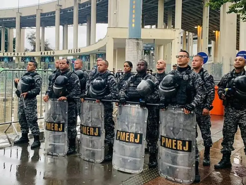 Maracanã tem confusão, racismo e torcedores presos em dia de Libertadores