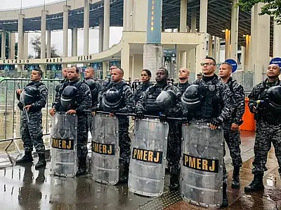 Maracanã tem confusão, racismo e torcedores presos em dia de Libertadores
