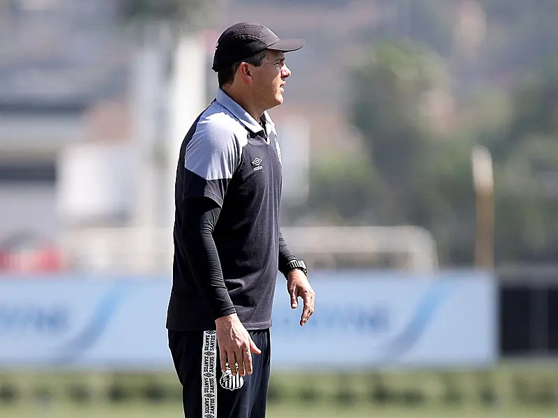 Técnico Elder Campos garante Santos preparado para estreia no Paulista Sub-17