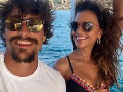 Bruno Montaleone posta foto com Mariana Rios