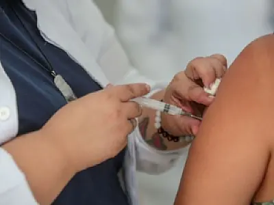 Vacinas contra Covid começam a ser vendidas a clínicas privadas em maio no Brasil