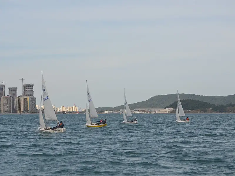 Inter reúne grandes nomes da vela no Sudeste Brasileiro de Snipe 2026