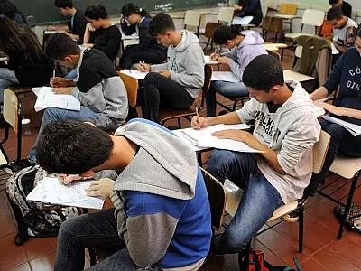 Novo ensino médio começa a ser implementado este ano