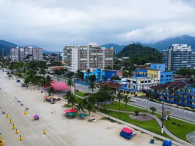 Gestão municipal abre diálogo com ambulantes para melhorar atendimento turístico