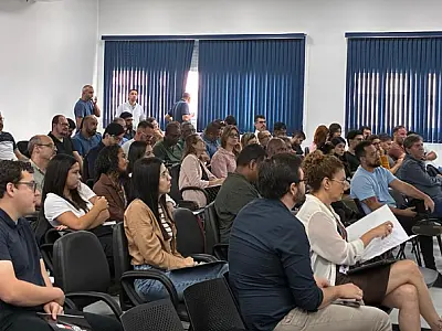 Bertioga participa de encontro regional sobre habitação e gestão pública em Mongaguá