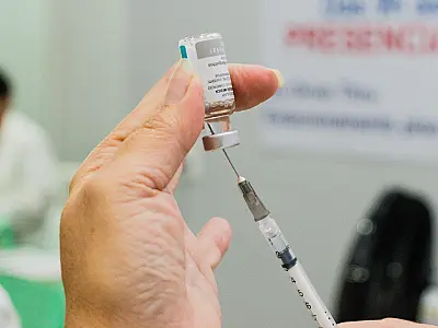 Saiba como e onde receber vacinas contra sarampo, gripe e Covid-19