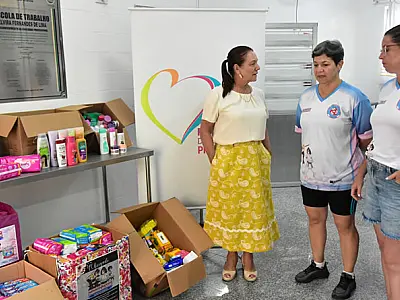 Encontro de mulheres caratecas arrecada mais de 500 itens de higiene  para o Fundo Social