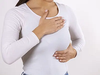 Disfunção mamária afeta estado físico e emocional de homens e mulheres
