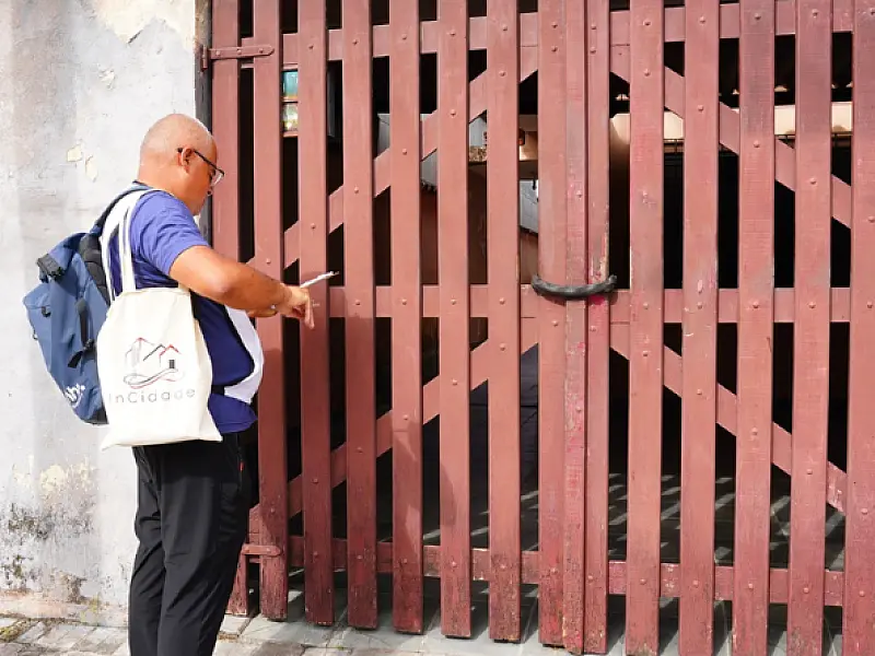 Prefeitura de Mongaguá inicia selagem de imóveis para regularização fundiária na Vila Atlântica